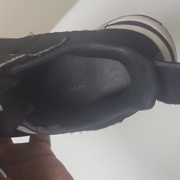 Addidas FortaRun EL K for kids in Black and white color size US 11K - Picture 14 of 16